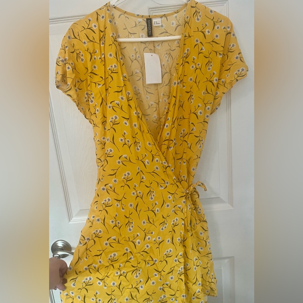 Elle Yellow Floral Mini Dress